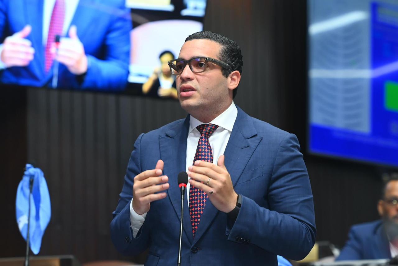 Charlie Mariotti Paz aboga por un Código Laboral que respete conquista de trabajadores y empleadores - Noticias de hoy en República Dominicana | De Último Minuto
