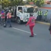 Se registra enfrentamiento entre agentes de la Digessett y motoconchos frente al Metro de la Churchill por parada improvisada