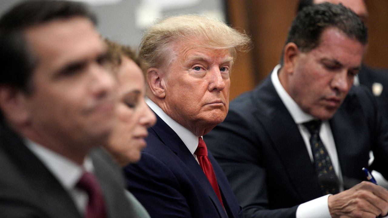 Trump ordena fin a esfuerzos para llegar a un acuerdo diplomático con Venezuela