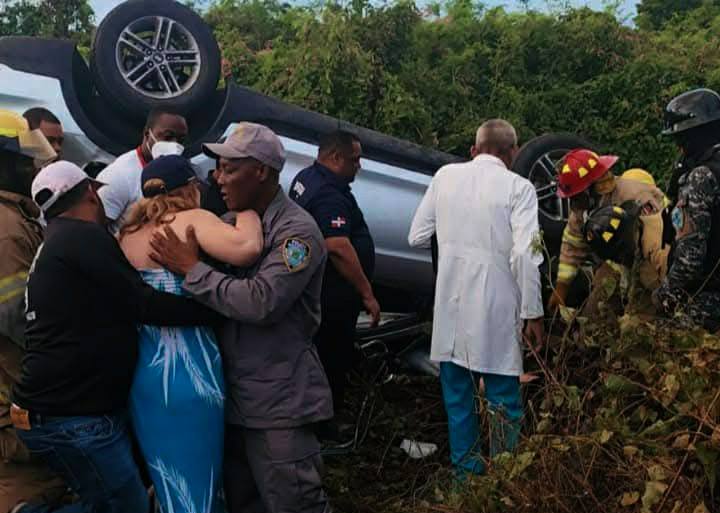 Muere hijo de vocera de la Policía en La Romana tras accidente de tránsito | 2 | Muere hijo de vocera de la Policía en La Romana tras accidente de tránsito - Noticias de hoy en República Dominicana | De Último Minuto