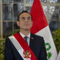 Presidente de Perú pedirá apoyo de FFAA para fortalecer resguardo en frontera con Chile