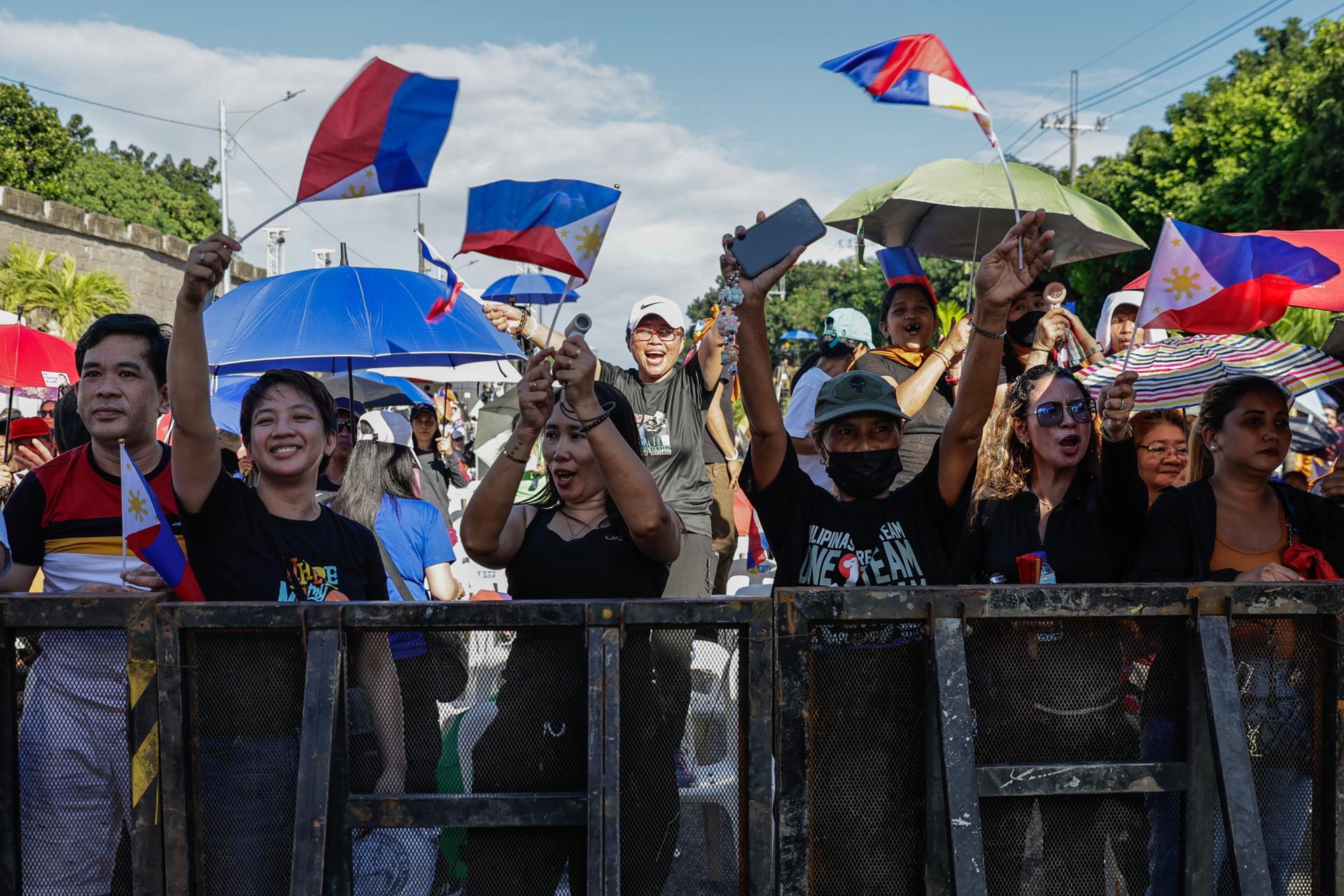 Miles de filipinos comienzan en Manila una protesta de tres días contra la corrupción