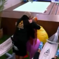 Gracie Bon entrega regalo a La Fruta por su cumpleaños: “Esto equivale a diez mariachis”