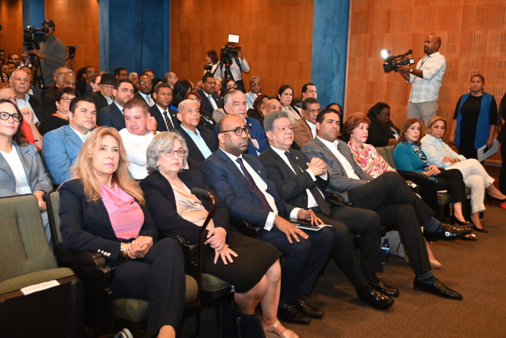 1,072 niños quedaron en la orfandad por feminicidios ocurridos entre el 2016 y el 2024 | 4 | 1,072 niños quedaron en la orfandad por feminicidios ocurridos entre el 2016 y el 2024 - Noticias de hoy en República Dominicana | De Último Minuto