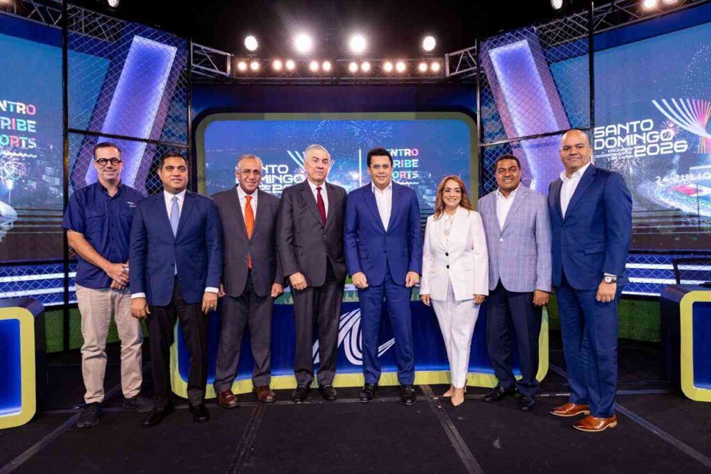 ASONAHORES reconoce a David Collado por los logros del sector turismo en su gestión | 2 | ASONAHORES reconoce a David Collado por los logros del sector turismo en su gestión - Noticias de hoy en República Dominicana | De Último Minuto