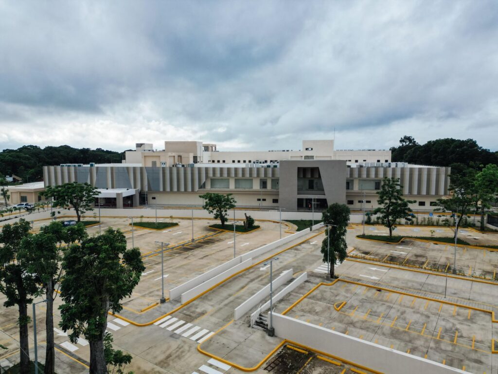 Ministro Bonilla destaca magnitud e impacto del nuevo hospital en SFM con más de 50 mil metros cuadrados | 2 | Ministro Bonilla destaca magnitud e impacto del nuevo hospital en SFM con más de 50 mil metros cuadrados - Noticias de hoy en República Dominicana | De Último Minuto