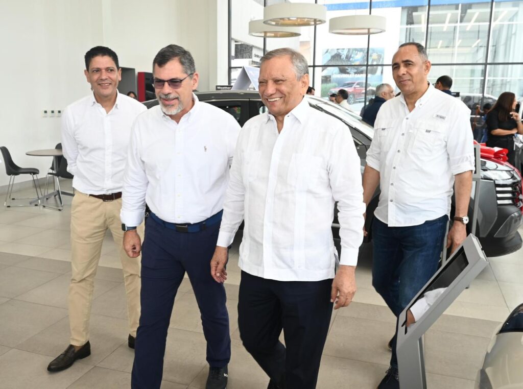 Expomóvil Banreservas cierra con financiamientos por más de RD$8,653 millones | 3 | Expomóvil Banreservas cierra con financiamientos por más de RD$8,653 millones