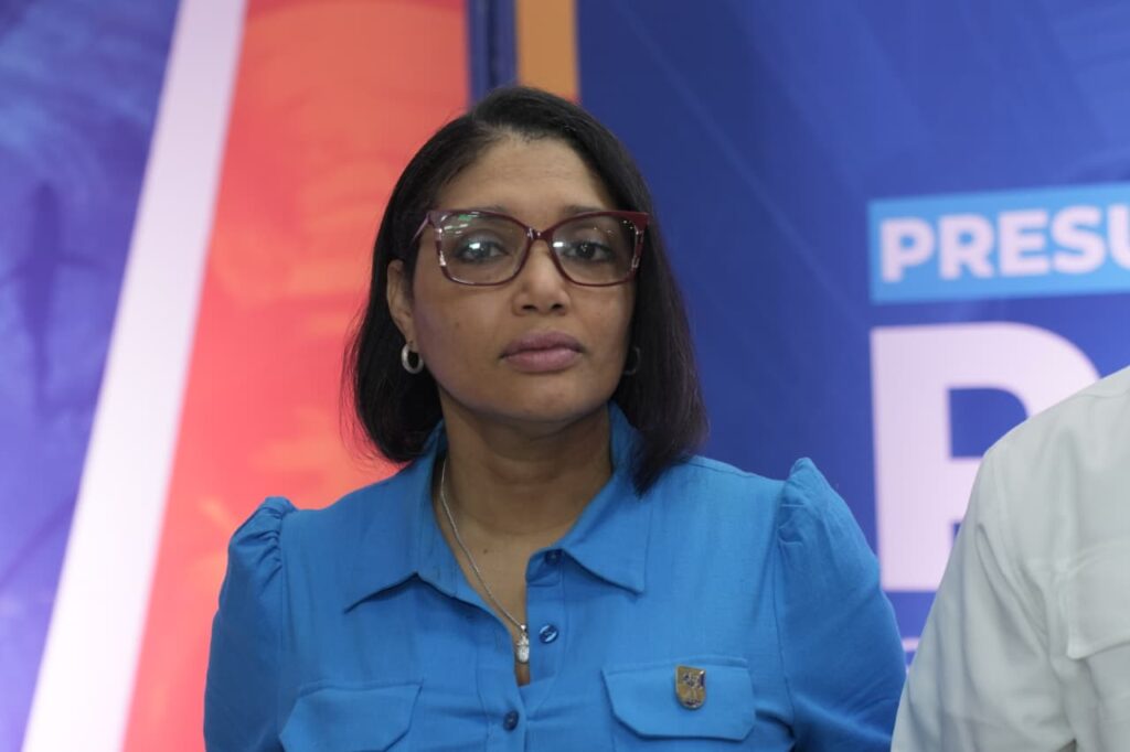 Alcaldía de SDE anuncia inversión de RS$300 millones a ejecutarse como parte del Presupuesto Participativo Municipal 2026 | 3 | Alcaldía de SDE anuncia inversión de RS$300 millones a ejecutarse como parte del Presupuesto Participativo Municipal 2026 - Noticias de hoy en República Dominicana | De Último Minuto