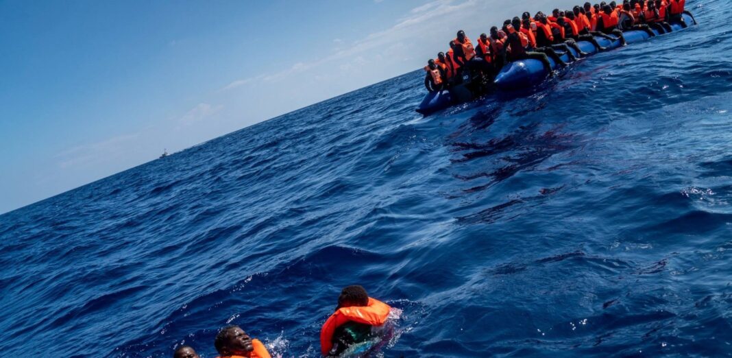 Italia bloquea de nuevo el barco de una ONG por desobedecer el puerto asignado