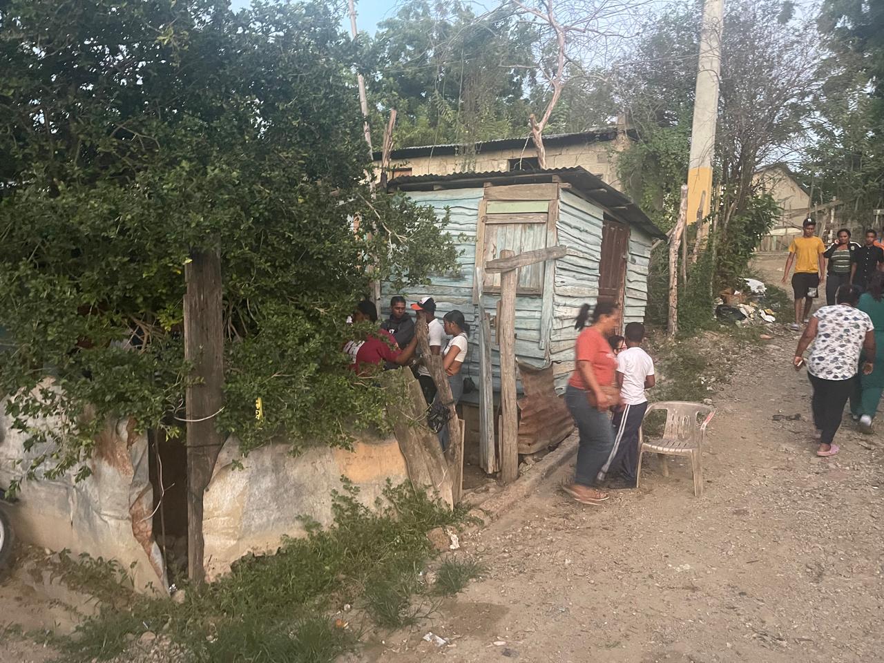 Adolescente mata a su prima de un disparo en la garganta en confuso hecho ocurrido en Santiago