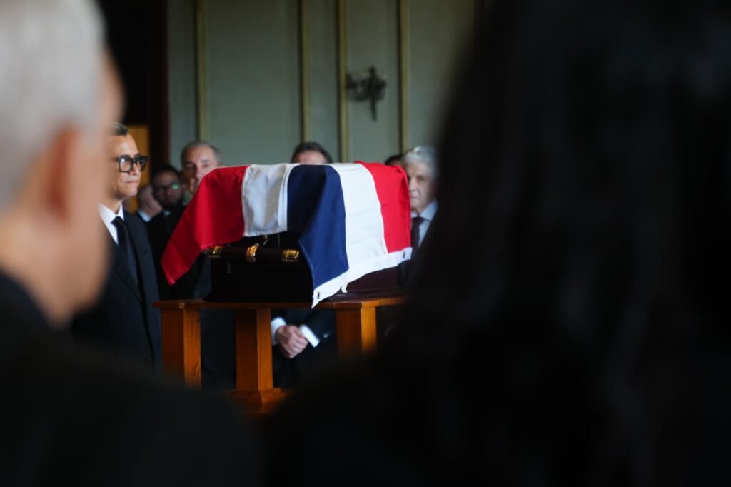 Restos de Juancito Rodríguez son trasladados al Palacio Nacional antes de su ingreso al Panteón de la Patria | 4 | Restos de Juancito Rodríguez son trasladados al Palacio Nacional antes de su ingreso al Panteón de la Patria - Noticias de hoy en República Dominicana | De Último Minuto