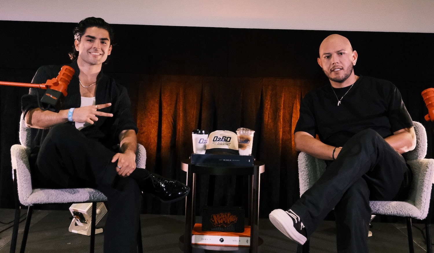 El actor Diego Tinoco se sincera con Lex Borrero en el podcast “You vs You”