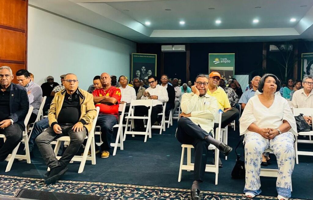 Frente Amplio realiza Conferencia Política por el 181 aniversario de la Constitución Dominicana | 3 | Frente Amplio realiza Conferencia Política por el 181 aniversario de la Constitución Dominicana - Noticias de hoy en República Dominicana | De Último Minuto