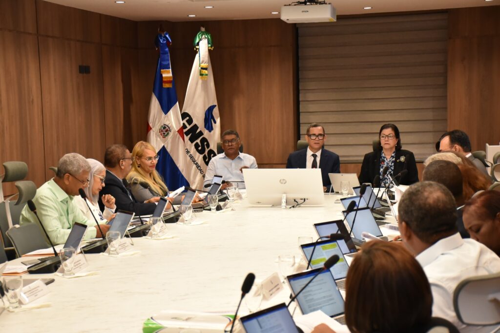 CNSS garantiza pensión vitalicia a discapacitados mayores de 65 tras fallo constitucional