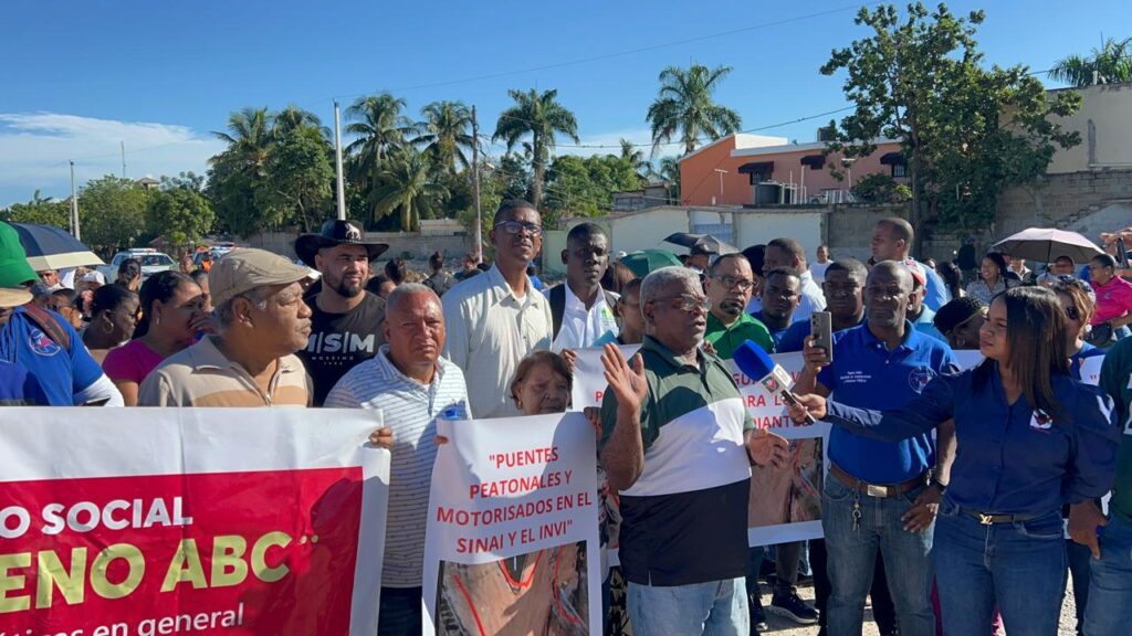 Protestan por ampliación de la Avenida Ecológica en Boca Chica | 3 | Protestan por ampliación de la Avenida Ecológica en Boca Chica - Noticias de hoy en República Dominicana | De Último Minuto