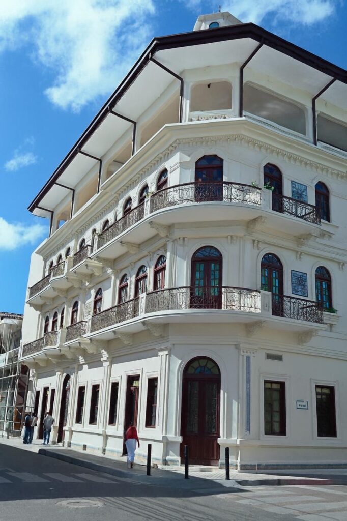 Banreservas rehabilita el antiguo Hotel Mercedes y lo convierte en el Centro Cultural Banreservas de Santiago desde el 29 de noviembre - Noticias de hoy en República Dominicana | De Último Minuto