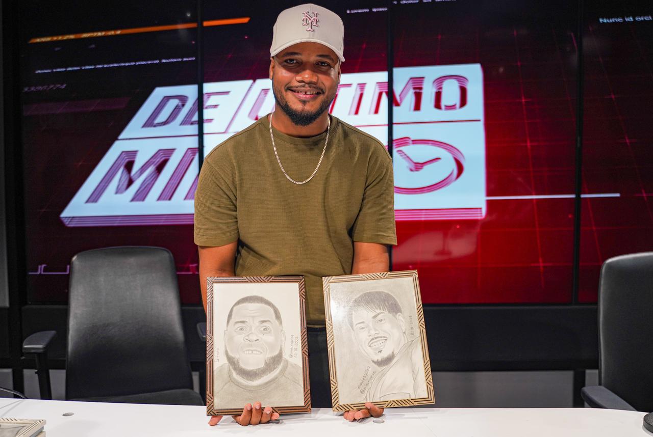 Joven artista de Sabana Perdida deslumbra con su talento en lápiz dibujando los participantes de La Casa de Alofoke
