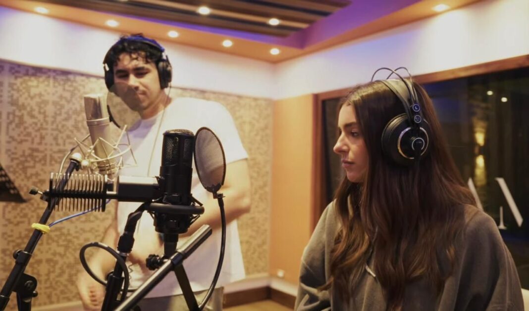 Gaphriel destaca en el nuevo álbum de Adri Torrón con su interpretación en “Duele”