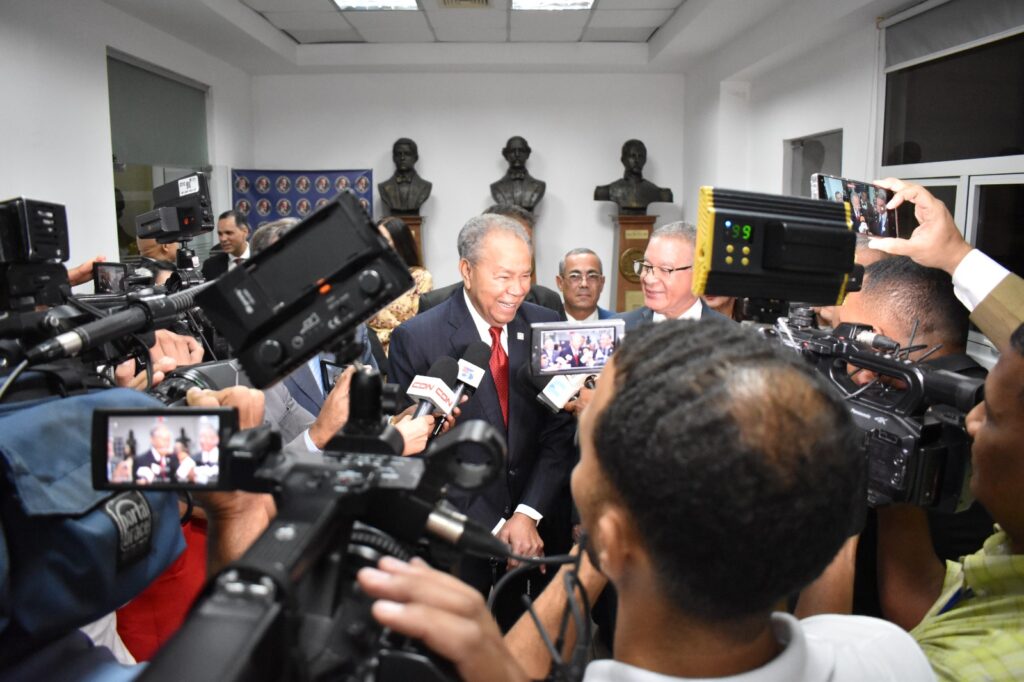 Instituto Duartiano honra a Juan Marichal con un “Tributo Patriótico” | 3 | Instituto Duartiano honra a Juan Marichal con un “Tributo Patriótico” - Noticias de hoy en República Dominicana | De Último Minuto