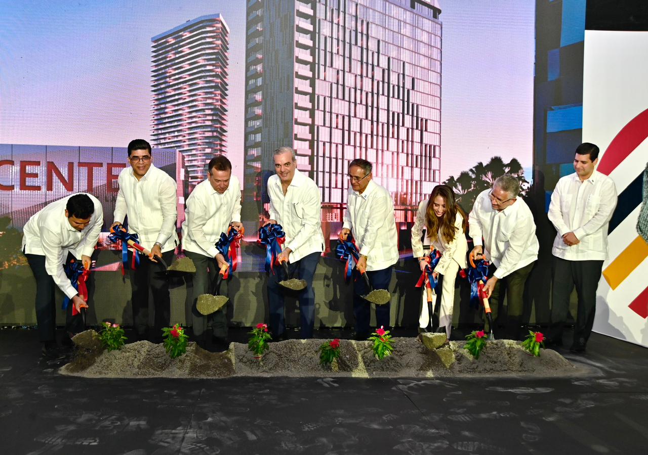 Abinader da primer picazo a City Center en SDE; generará 6,000 empleos - Noticias de hoy en República Dominicana | De Último Minuto