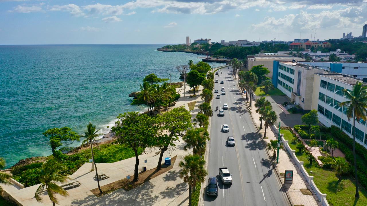 Gobierno implementa Plan Especial de Movilidad por Día de Acción de Gracias y Black Friday 2025 - Noticias de hoy en República Dominicana | De Último Minuto