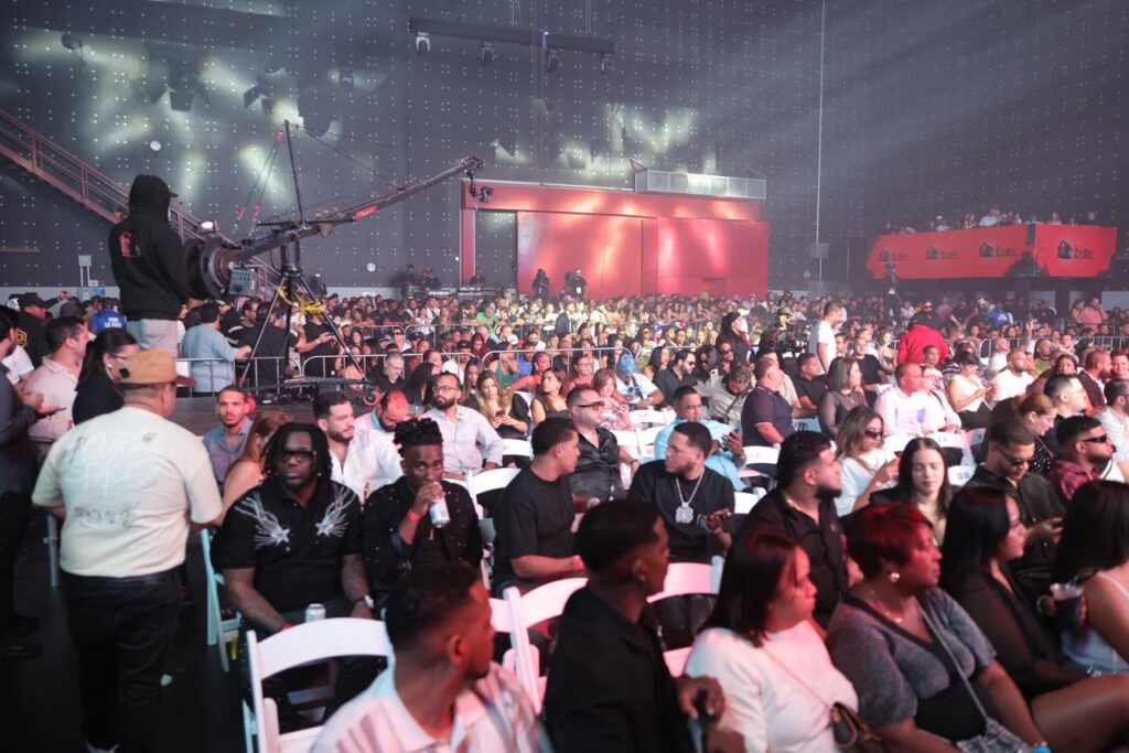 ¡Lleno total en el espectáculo de cierre de La Casa de Alofoke 2 ! | 2 | ¡Lleno total en el espectáculo de cierre de La Casa de Alofoke 2 ! - Noticias de hoy en República Dominicana | De Último Minuto