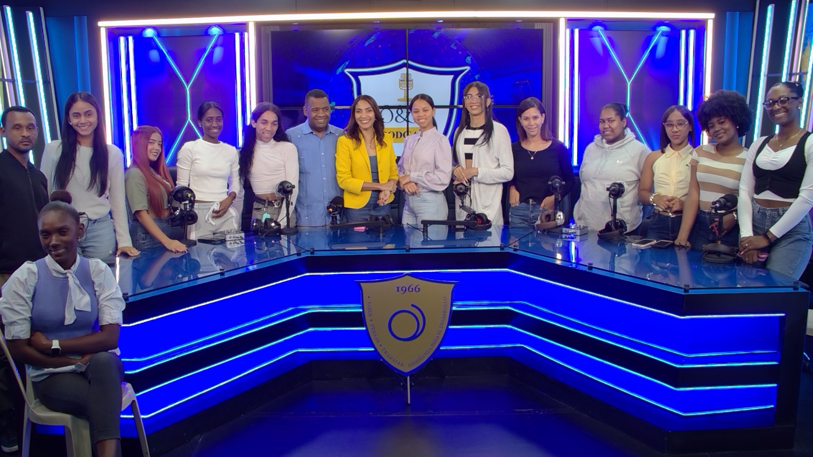 Wendy Mora insta a estudiantes de periodismo a prepararse y actuar con ética - Noticias de hoy en República Dominicana | De Último Minuto