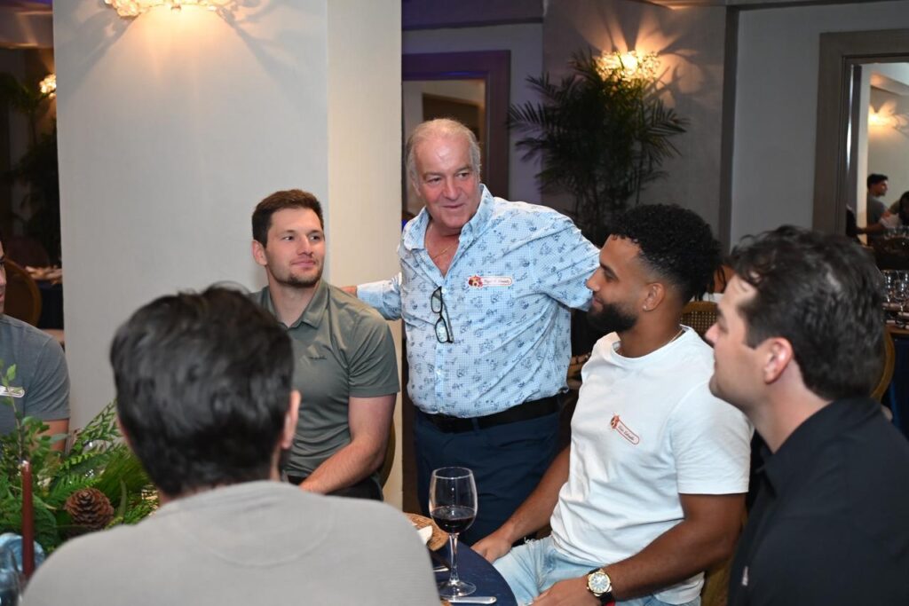 Licey celebra acostumbrada cena de acción de gracias | 6 | Licey celebra acostumbrada cena de acción de gracias - Noticias de hoy en República Dominicana | De Último Minuto