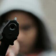 Encapuchados atacan a tiros a un hombre a la salida del Palacio de Justicia de Santo Domingo Este - Noticias de hoy en República Dominicana | De Último Minuto