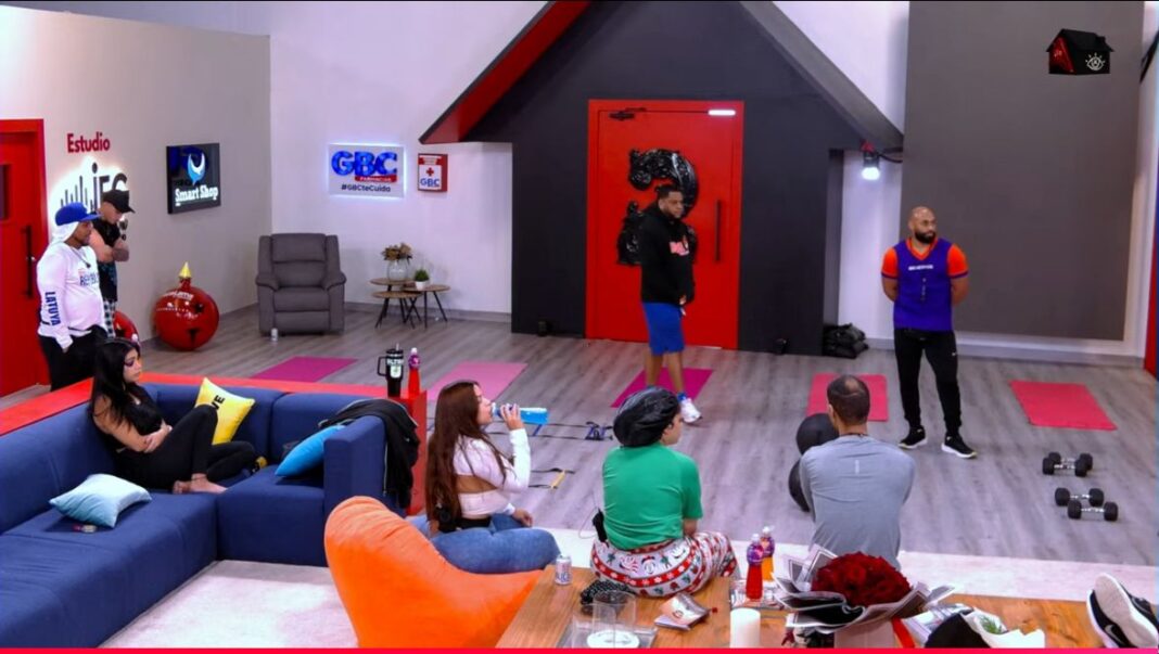 Participantes de La Casa de Alofoke 2 son despertados para hacer una rutina con GreeFit