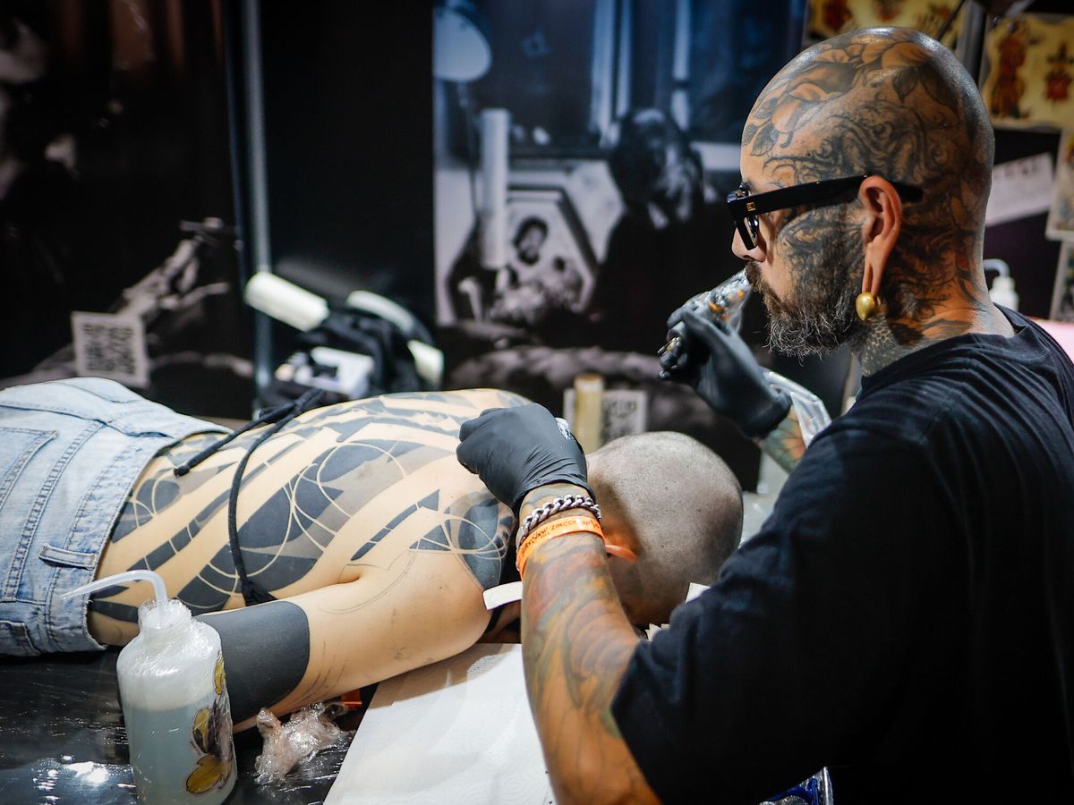 ¿Los tatuajes aumentan el riesgo de melanoma? Un nuevo estudio reabre el debate - Noticias de hoy en República Dominicana | De Último Minuto
