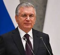 El presidente de Uzbekistán crea un consejo de negocios e inversión con Estados Unidos