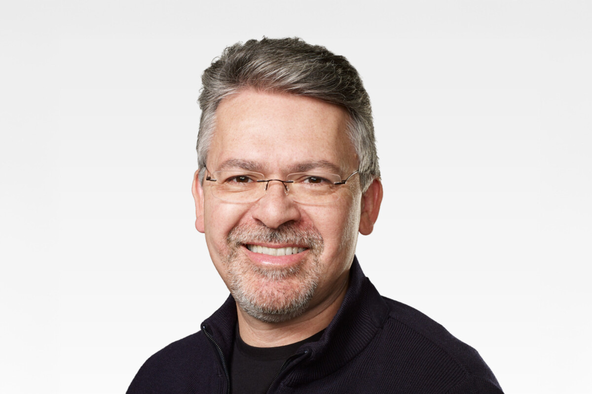 John Giannandrea se marcha de Apple: el hombre que no logró transformar a Siri y cerebro de la estrategia de IA pone fin a su etapa - Noticias de hoy en República Dominicana | De Último Minuto