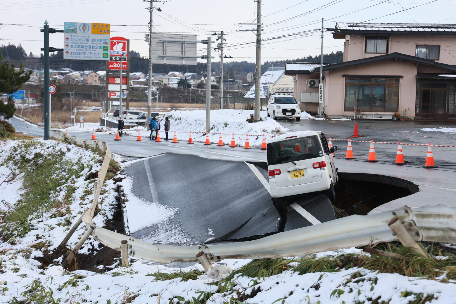 Suben a 33 los heridos por terremoto de magnitud 7,5 en Japón entre alerta por 'megasismo'