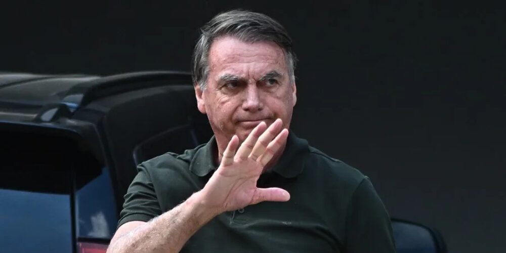 Bolsonaro será operado de dos hernias inguinales en Navidad