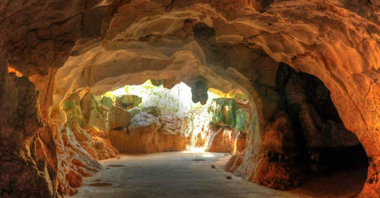 Aprueban ley que declara a las Cuevas del Pomier como “Capital Rupestre” de RD | 3 | Aprueban ley que declara a las Cuevas del Pomier como “Capital Rupestre” de RD - Noticias de hoy en República Dominicana | De Último Minuto