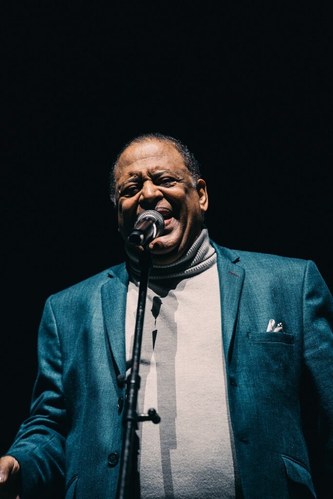 Concierto de Rauw Alejandro convirtió al Malecón de SD en una "Noche Caribeña", reuniendo a más de 5 artistas en escena | 4 | Concierto de Rauw Alejandro convirtió al Malecón de SD en una "Noche Caribeña", reuniendo a más de 5 artistas en escena - Noticias de hoy en República Dominicana | De Último Minuto