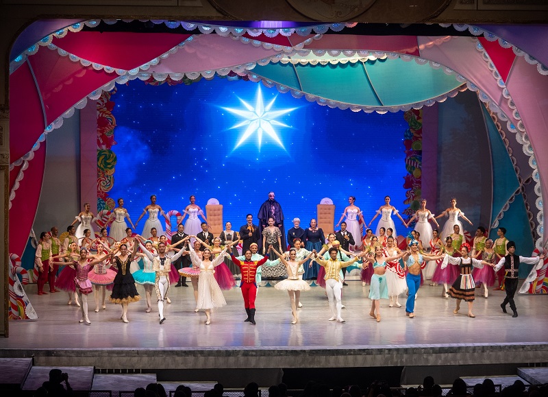 “El Reino del Cascanueces” se presentó a casa llena en el Teatro Nacional | 2 | “El Reino del Cascanueces” se presentó a casa llena en el Teatro Nacional - Noticias de hoy en República Dominicana | De Último Minuto