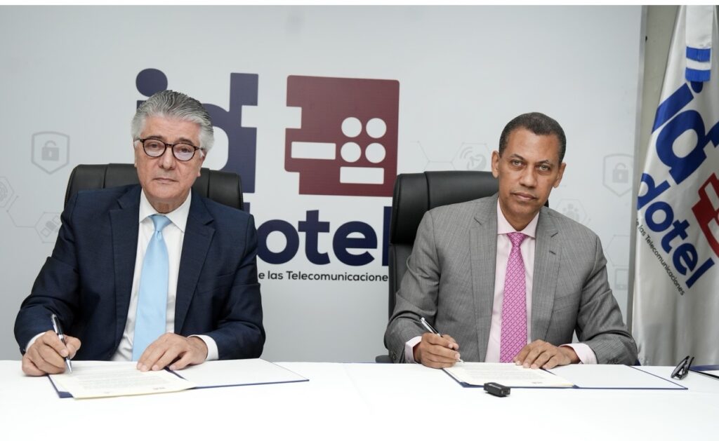 Indotel y Onaprep firman convenio de colaboración para instalar salas digitales en 6 centros penitenciarios | 2 | Indotel y Onaprep firman convenio de colaboración para instalar salas digitales en 6 centros penitenciarios - Noticias de hoy en República Dominicana | De Último Minuto