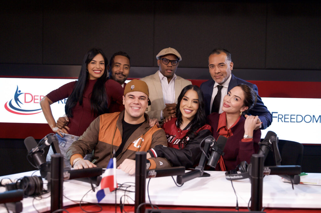 Jessica Pereira responde críticas por animar a Los Gigantes del Cibao: "Mi trayectoria ya está probada" - Noticias de hoy en República Dominicana | De Último Minuto