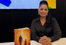 México recibe a la escritora dominicana Raidy García y su libro “¡Reconócete! De la niña de ayer a la mujer de hoy" México recibe a la escritora dominicana Raidy García y su libro “¡Reconócete! De la niña de ayer a la mujer de hoy"