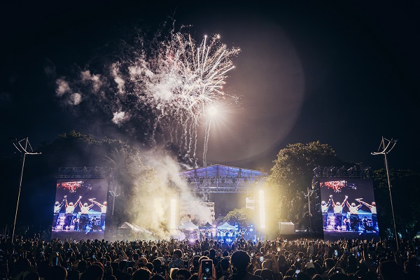 Concierto de Rauw Alejandro convirtió al Malecón de SD en una "Noche Caribeña", reuniendo a más de 5 artistas en escena | 8 | Concierto de Rauw Alejandro convirtió al Malecón de SD en una "Noche Caribeña", reuniendo a más de 5 artistas en escena - Noticias de hoy en República Dominicana | De Último Minuto