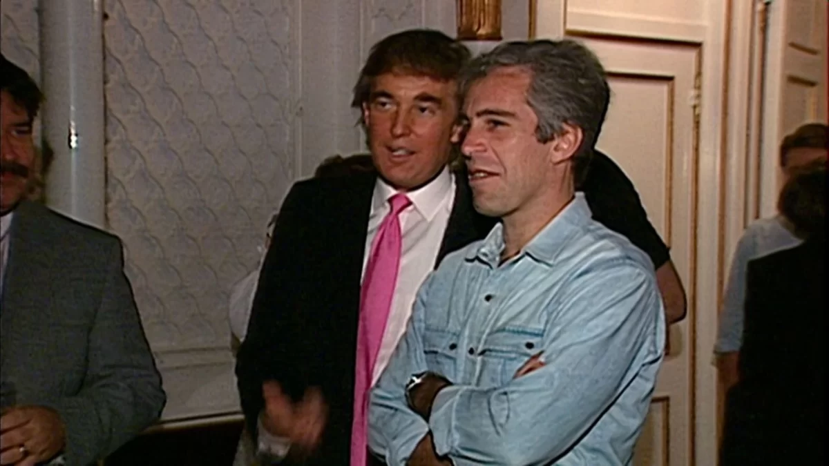 Trump "no tiene que ver" en el retiro de fotos publicadas en caso Epstein, según Justicia - Noticias de hoy en República Dominicana | De Último Minuto