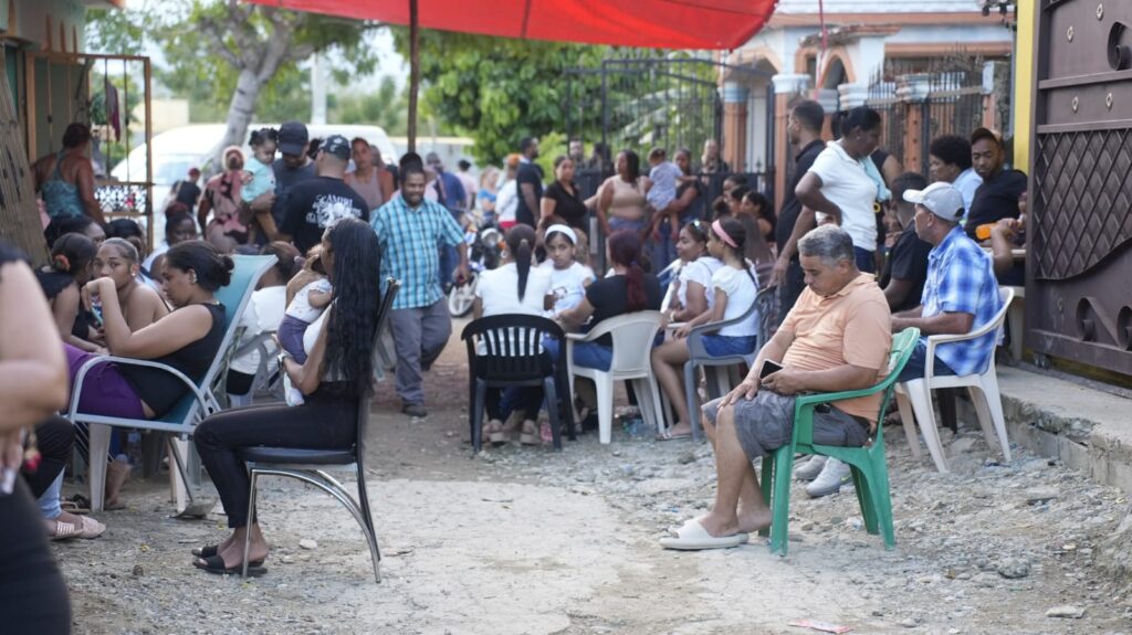 "Le dio un tiro en la frente, que lo mató al instante": Relato del caso que ha conmocionado a Hato Nuevo | 2 | "Le dio un tiro en la frente, que lo mató al instante": Relato del caso que ha conmocionado a Hato Nuevo - Noticias de hoy en República Dominicana | De Último Minuto