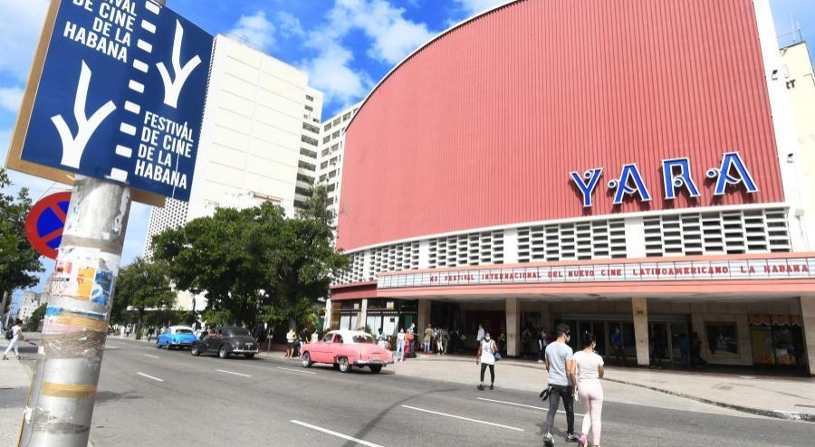 Festival de cine de La Habana abre el telón entre apagones y en plena epidemia de virosis