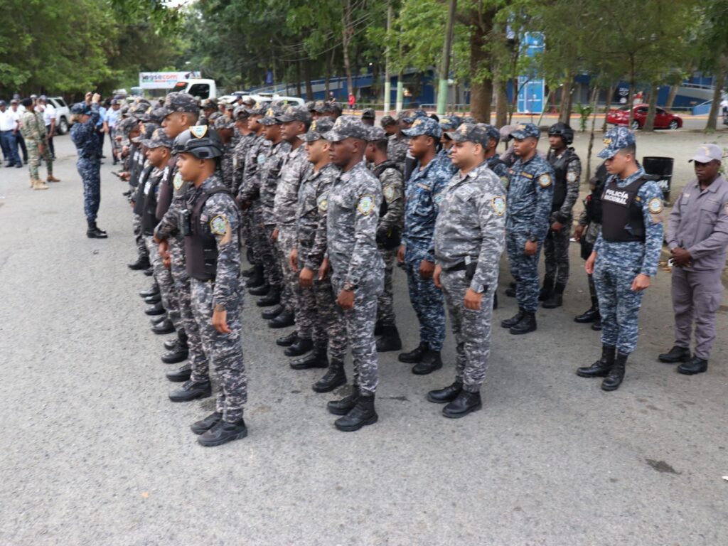 Lanzamiento operativo “Navidad con garantía de paz 2.0” en La Vega - Noticias de hoy en República Dominicana | De Último Minuto