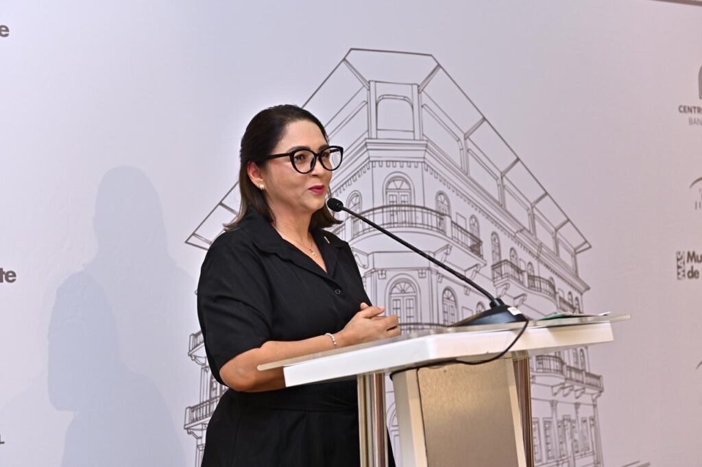 Centro Cultural Banreservas Santiago inaugura sus primeras exposiciones con obras de Domingo Batista y artistas cibaeños | 3 | Centro Cultural Banreservas Santiago inaugura sus primeras exposiciones con obras de Domingo Batista y artistas cibaeños - Noticias de hoy en República Dominicana | De Último Minuto