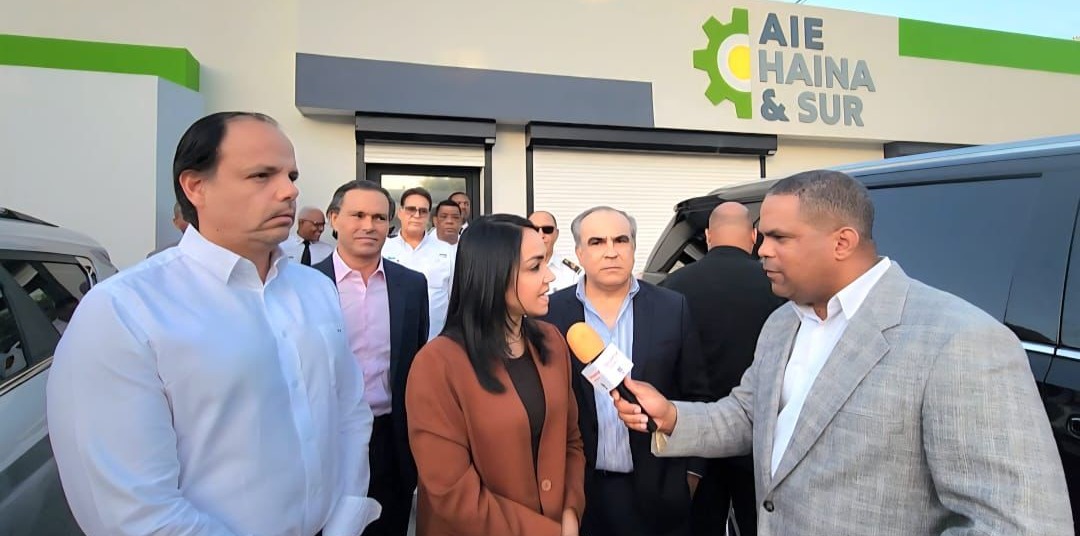 Faride Raful anuncia nueva estación de bomberos en Haina y llama a la convivencia y sensatez en Navidad