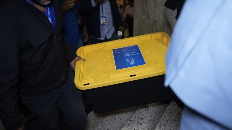 Corrupción en salud pública: SeNaSa apunta contra exfuncionarios y suplidores de SeNaSa