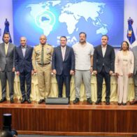 DGA firma acuerdo con 10 instituciones para acelerar aún más el despacho de contenedores